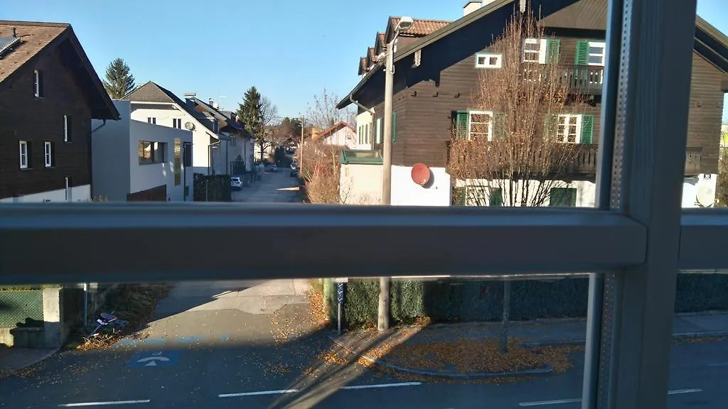 Guest house Pension Elisabeth - Rooms & Apartments Salzburg Austria