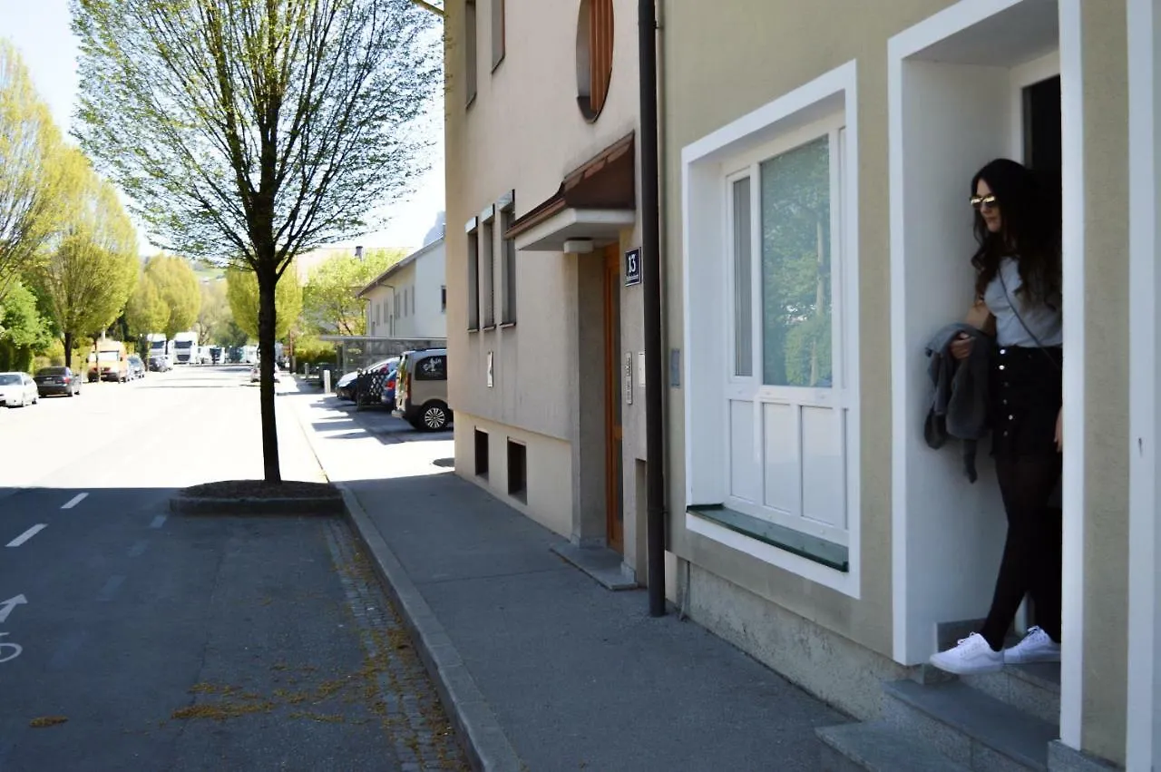 Pension Elisabeth - Rooms & Apartments Salzburg