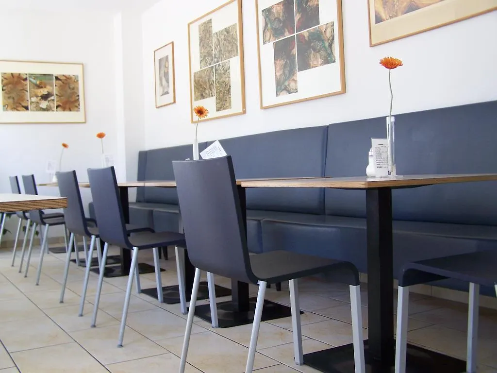 Pension Elisabeth - Rooms & Apartments Σάλτσμπουργκ Πανσιόν